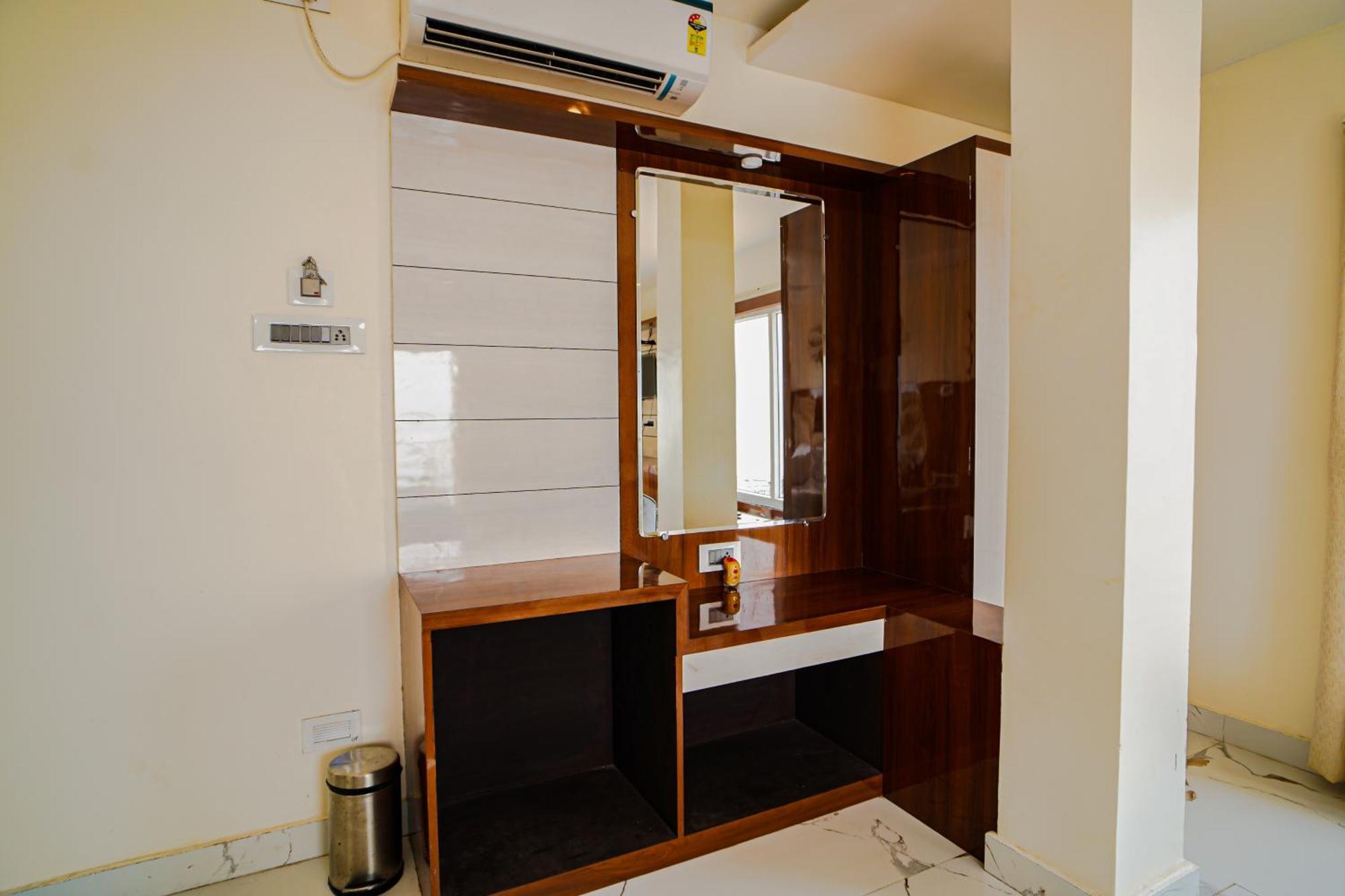 Prasant On Beach Resort !! Lift - Wifi -Restaurant-Parking Facilities-Newly Decorated Room !! Mandarmani Ngoại thất bức ảnh