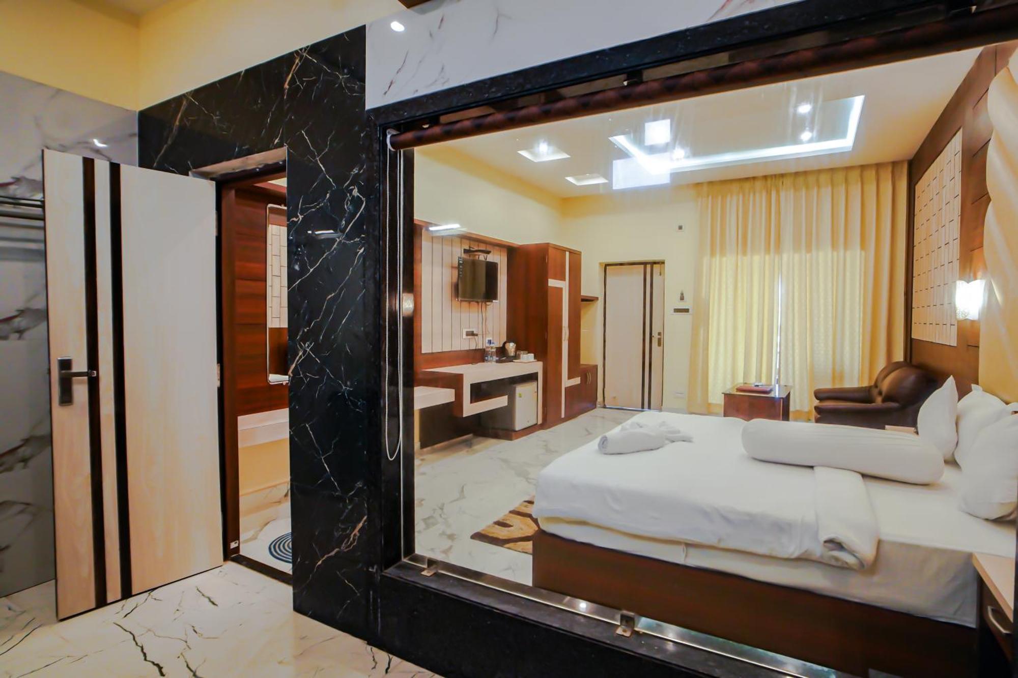 Prasant On Beach Resort !! Lift - Wifi -Restaurant-Parking Facilities-Newly Decorated Room !! Mandarmani Ngoại thất bức ảnh