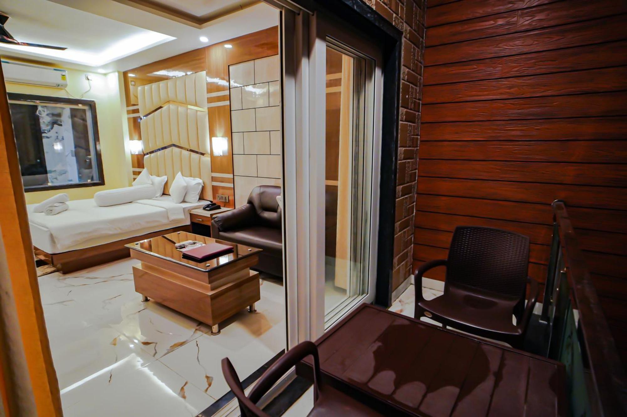 Prasant On Beach Resort !! Lift - Wifi -Restaurant-Parking Facilities-Newly Decorated Room !! Mandarmani Ngoại thất bức ảnh