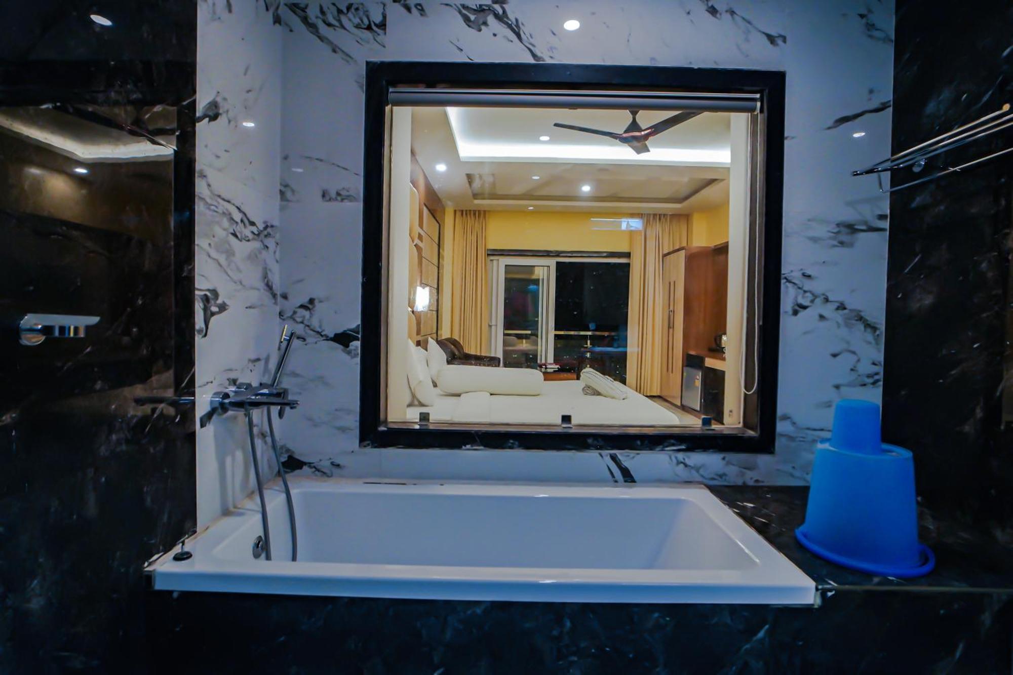 Prasant On Beach Resort !! Lift - Wifi -Restaurant-Parking Facilities-Newly Decorated Room !! Mandarmani Ngoại thất bức ảnh