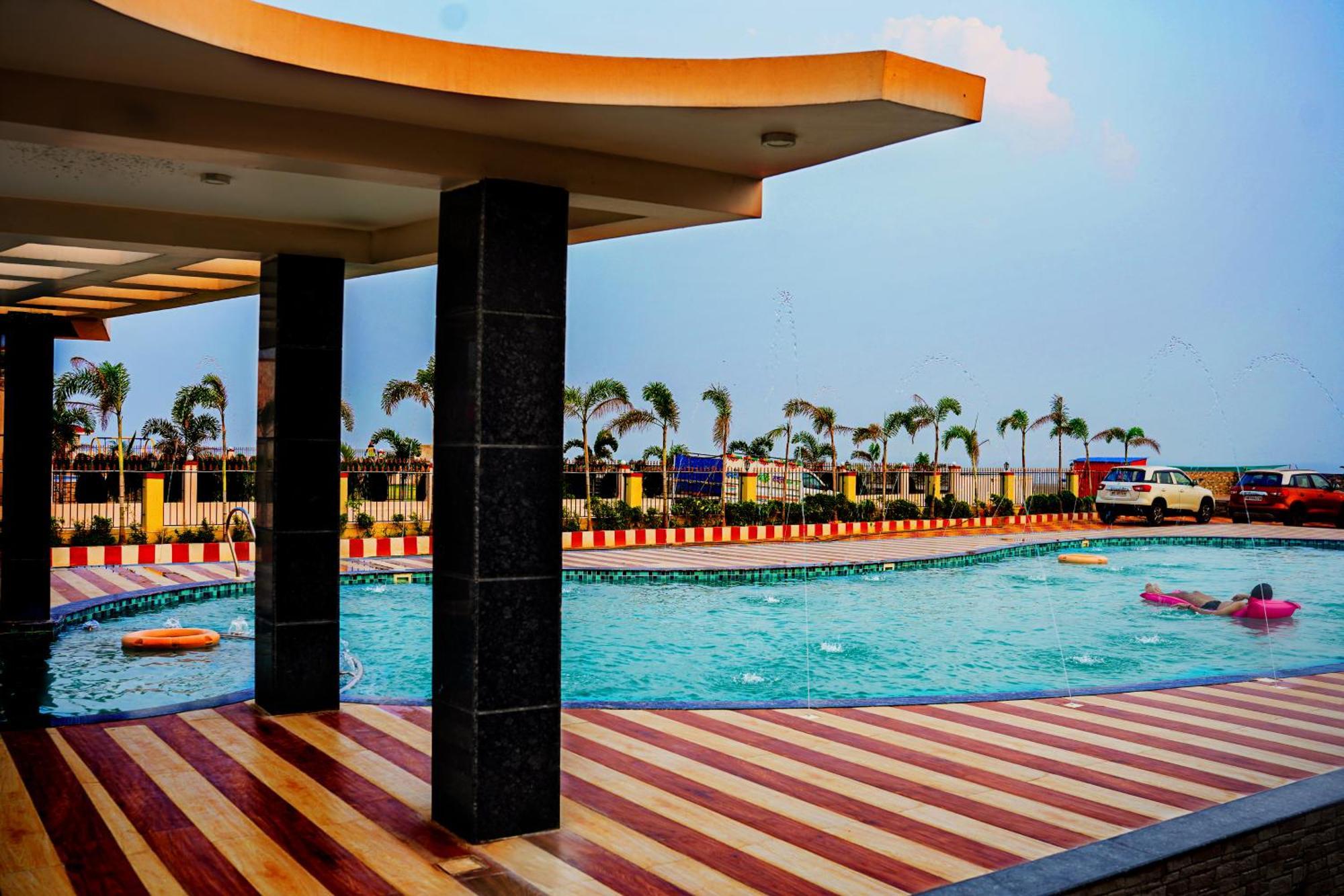 Prasant On Beach Resort !! Lift - Wifi -Restaurant-Parking Facilities-Newly Decorated Room !! Mandarmani Ngoại thất bức ảnh