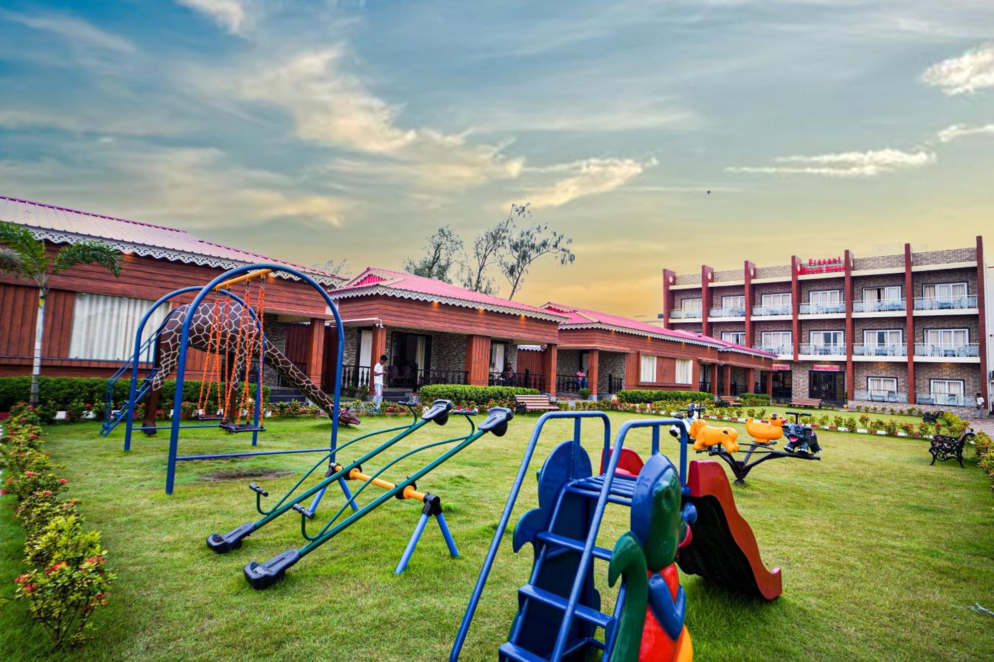 Prasant On Beach Resort !! Lift - Wifi -Restaurant-Parking Facilities-Newly Decorated Room !! Mandarmani Ngoại thất bức ảnh