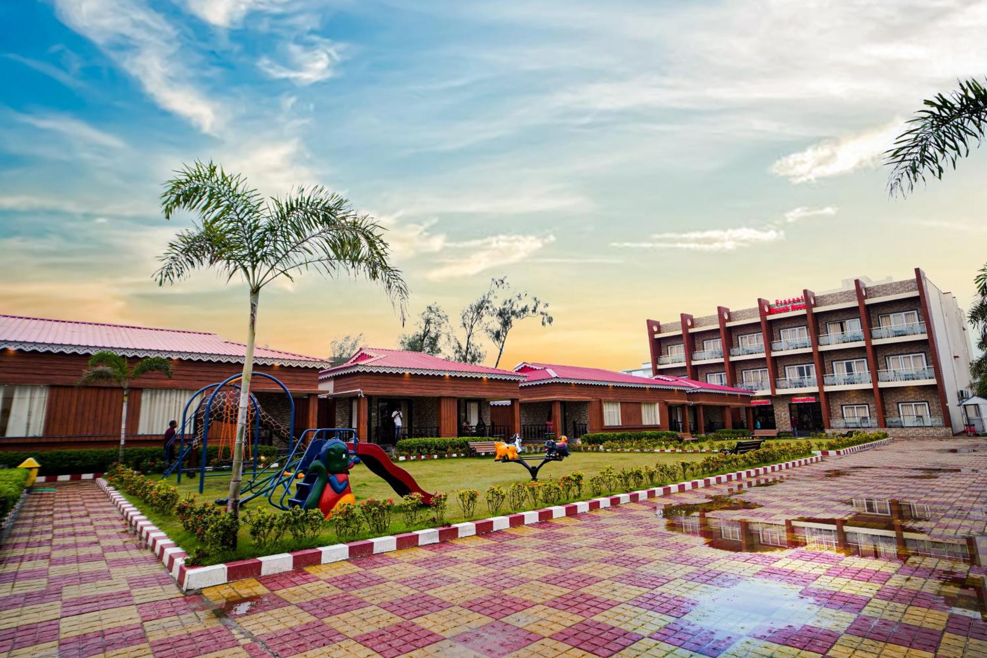 Prasant On Beach Resort !! Lift - Wifi -Restaurant-Parking Facilities-Newly Decorated Room !! Mandarmani Ngoại thất bức ảnh