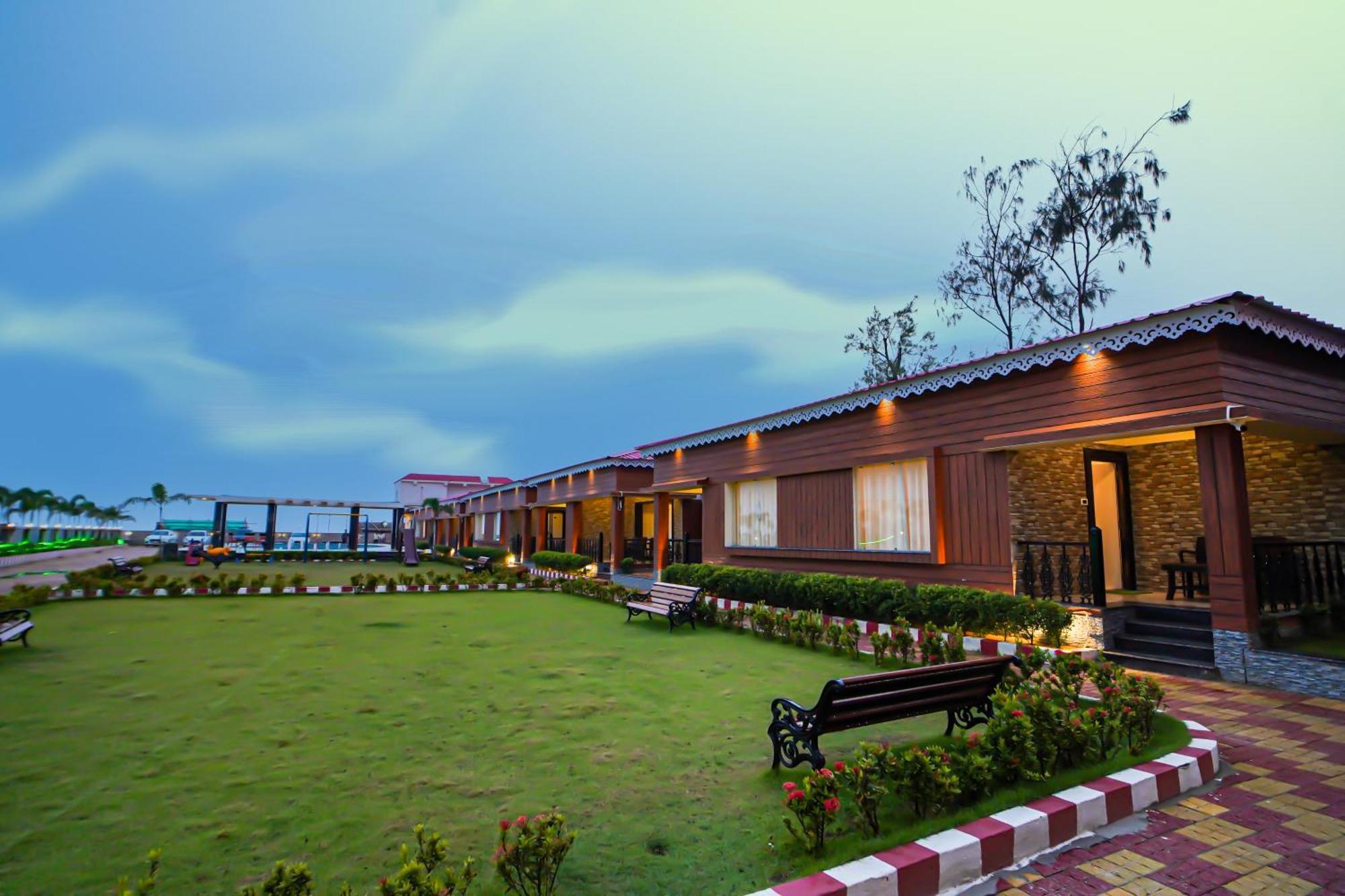 Prasant On Beach Resort !! Lift - Wifi -Restaurant-Parking Facilities-Newly Decorated Room !! Mandarmani Ngoại thất bức ảnh