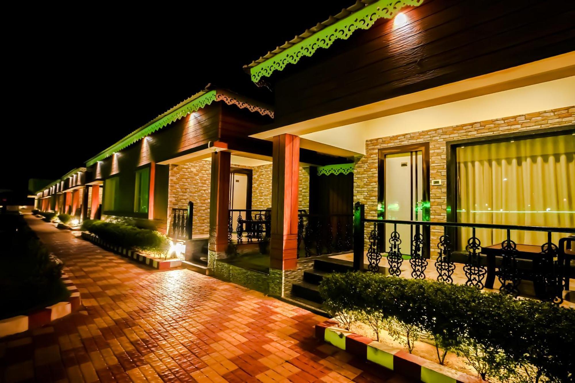 Prasant On Beach Resort !! Lift - Wifi -Restaurant-Parking Facilities-Newly Decorated Room !! Mandarmani Ngoại thất bức ảnh