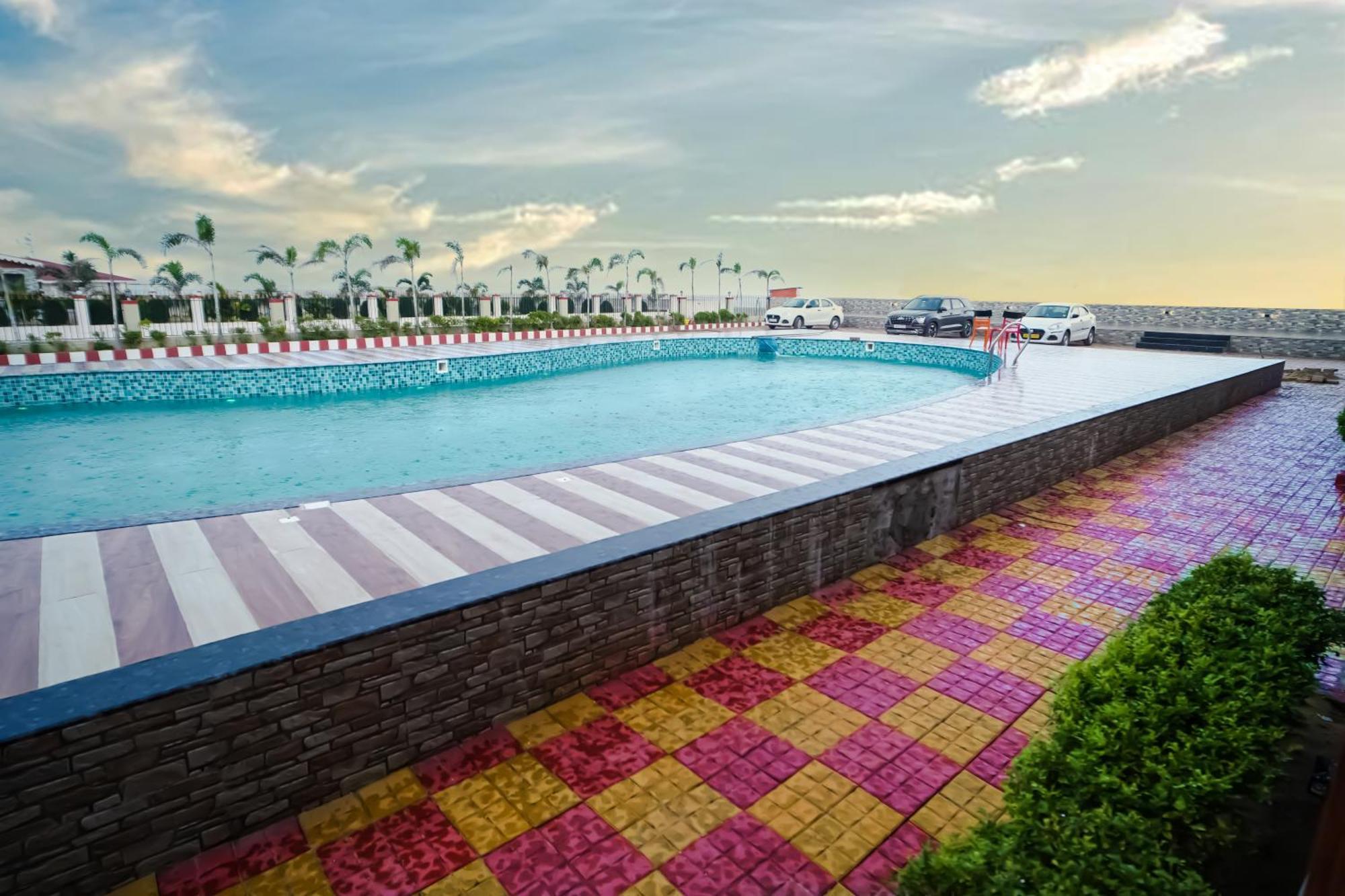 Prasant On Beach Resort !! Lift - Wifi -Restaurant-Parking Facilities-Newly Decorated Room !! Mandarmani Ngoại thất bức ảnh